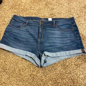 Plus size time and tru jeans shorts